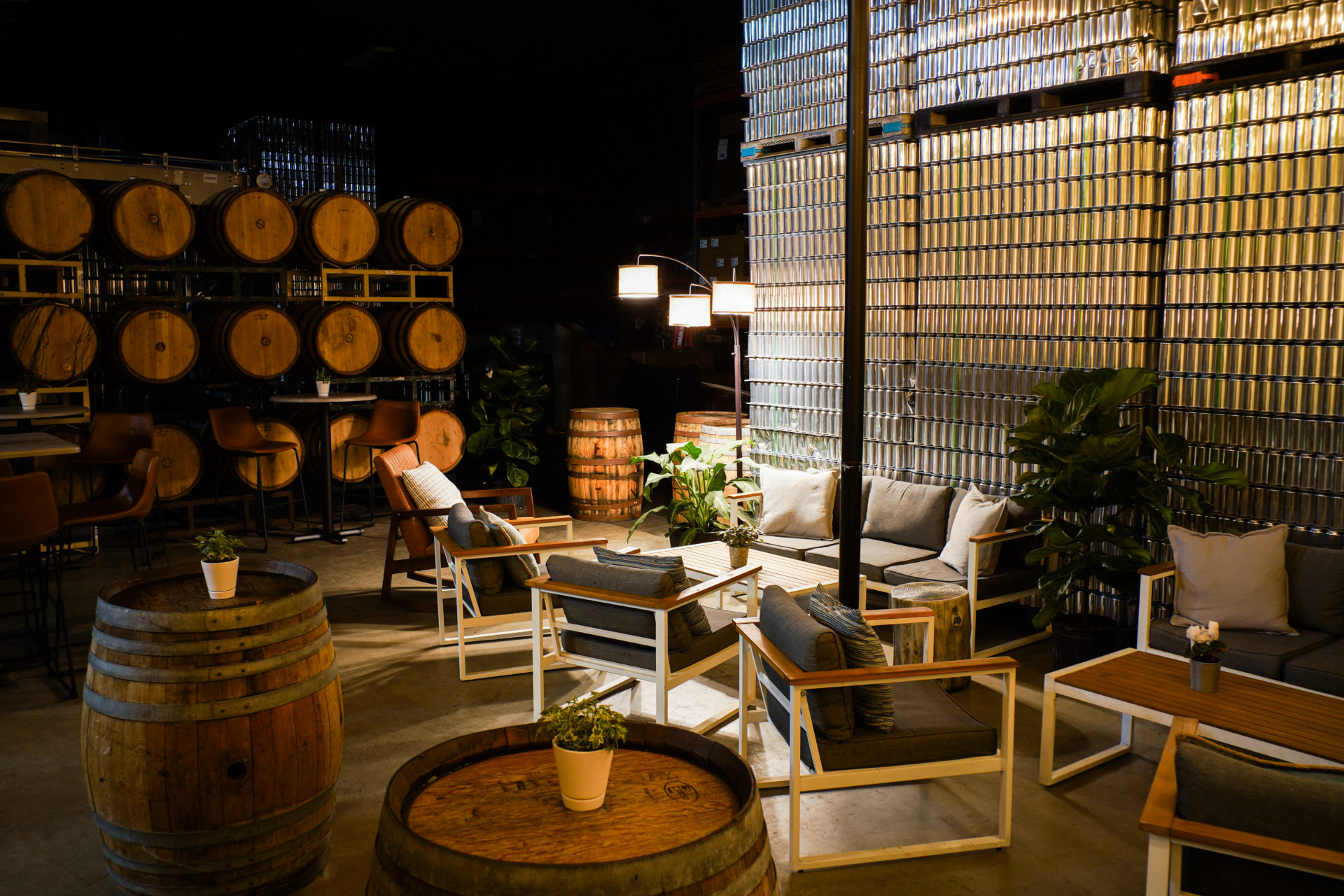 barrel-lounge-2